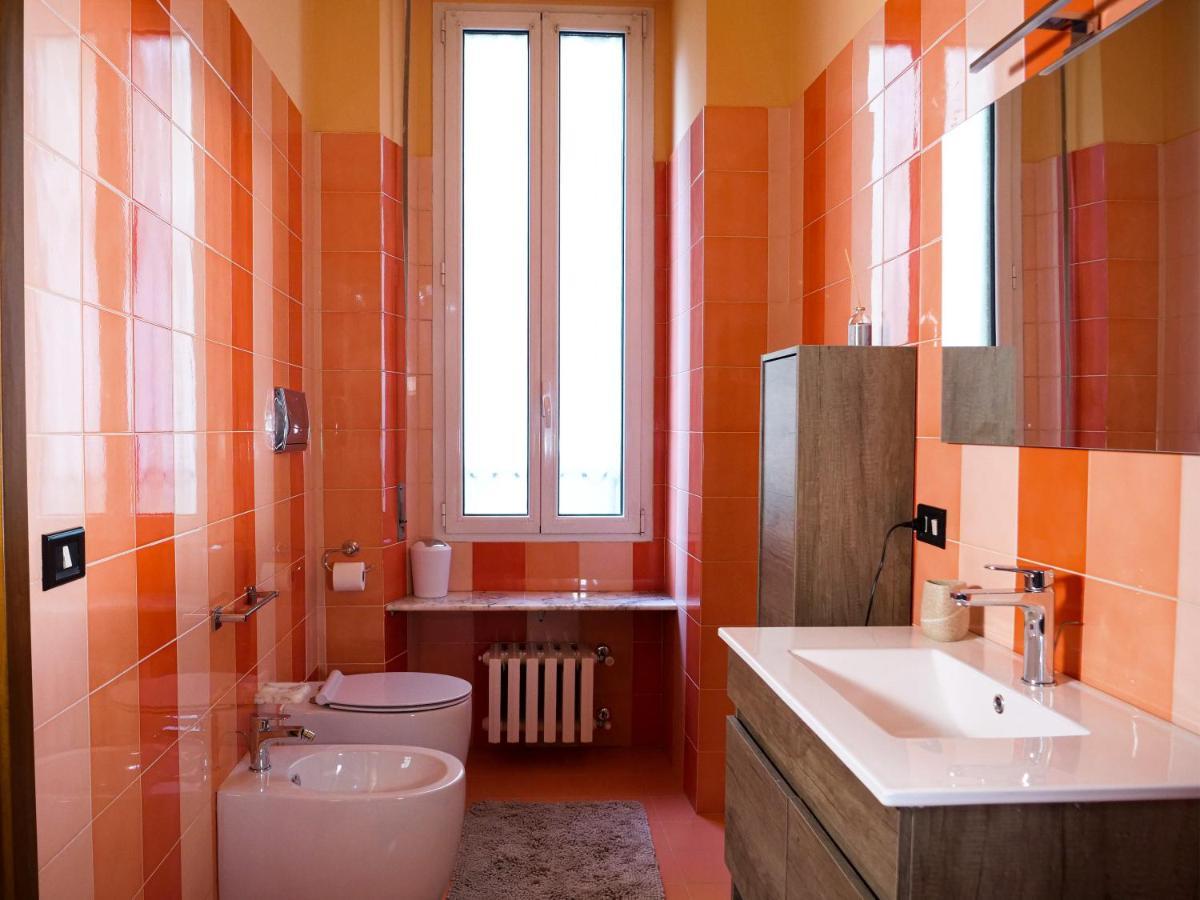 Wonderful Downtown Apartment-Hd Netflix, King-Size Bed, Two Minutes' Walk From Metro Милан Экстерьер фото